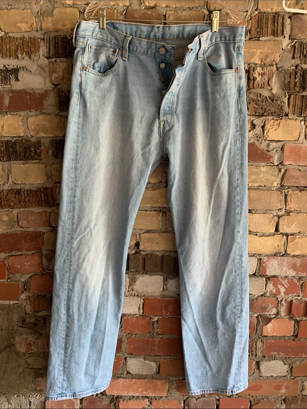 Levi's 501 button fly Light Wash Men's Jeans
